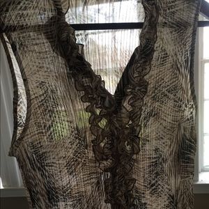 Elegant figure flattering summer blouse